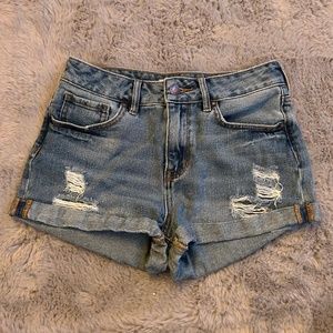 Bull Head Denim Shorts